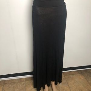 Wet Seal black maxi skirt